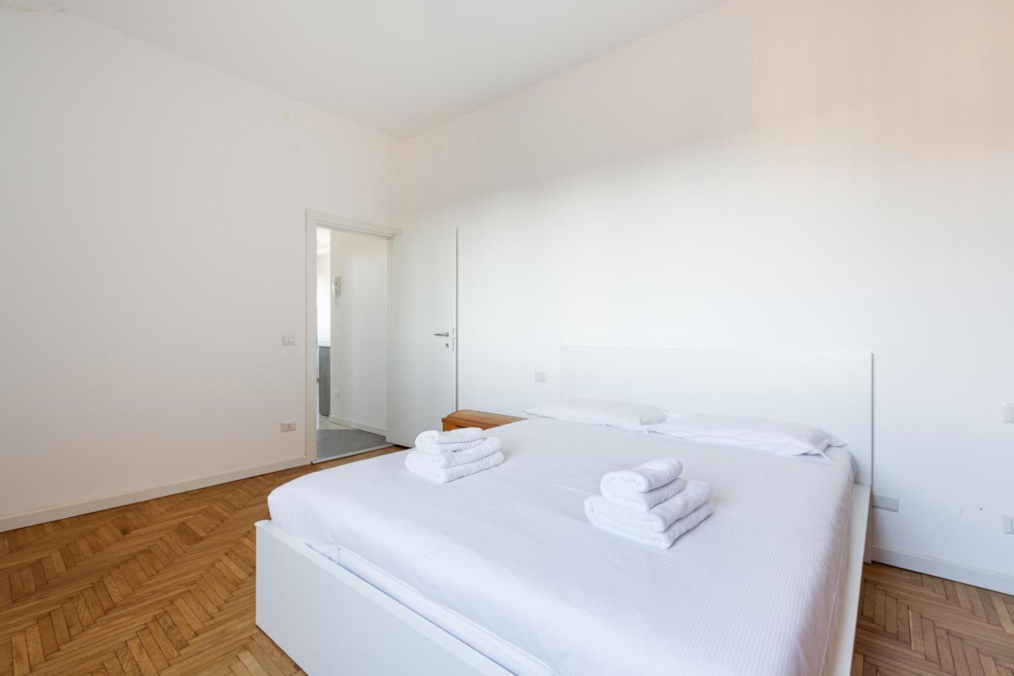 Elegant Milan Apartment In Restocco Area Buitenkant foto